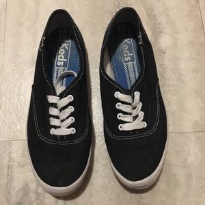 Black Keds